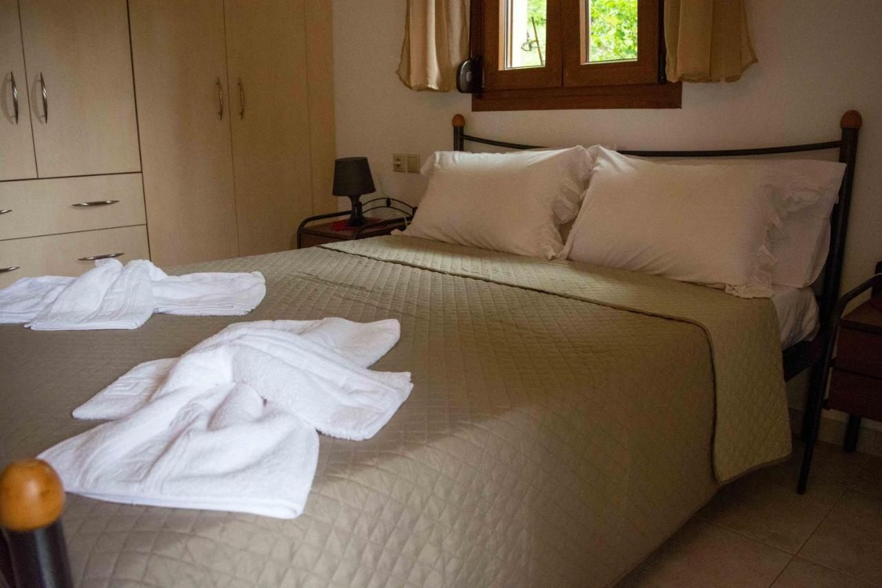 Efi'S Guest House Áyios Dhimítrios Extérieur photo